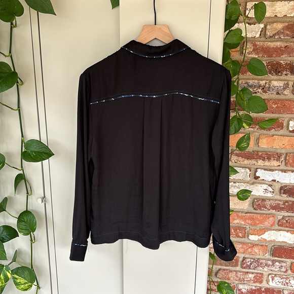 UO Satiny Buttondown Blouse - Picture 7 of 8